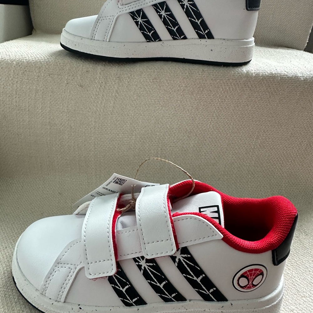 Brand new wl tags Adidas Kids Grand Court Spider-Man Sneakers size 10 - Picture 7 of 8